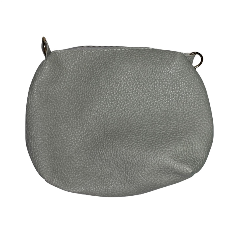 NWOT Gray Small Zipper Makeup Bag